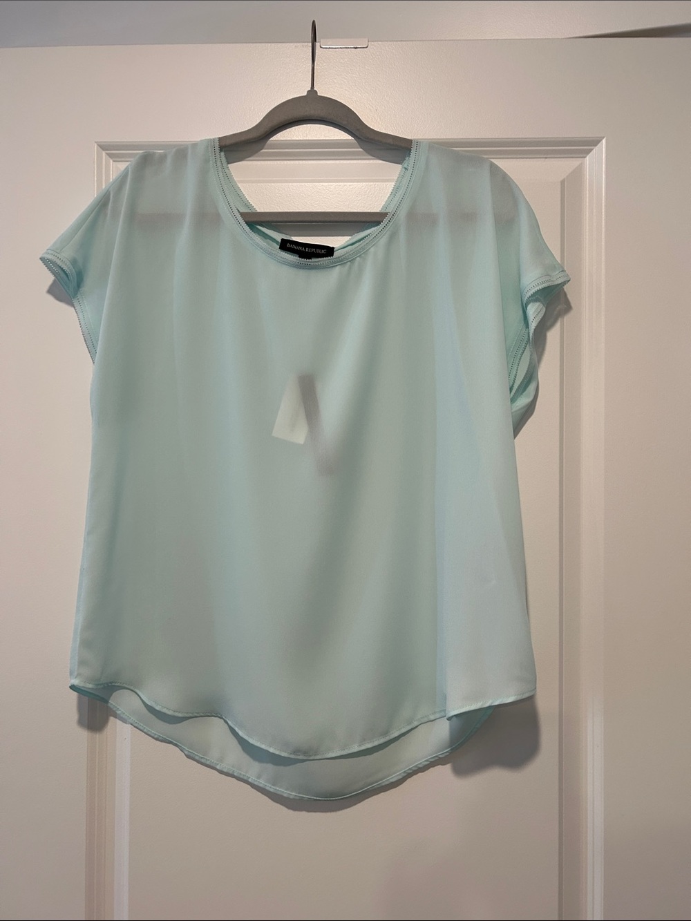 Banana Republic Aqua Sheer Short Sleeve Blouse.